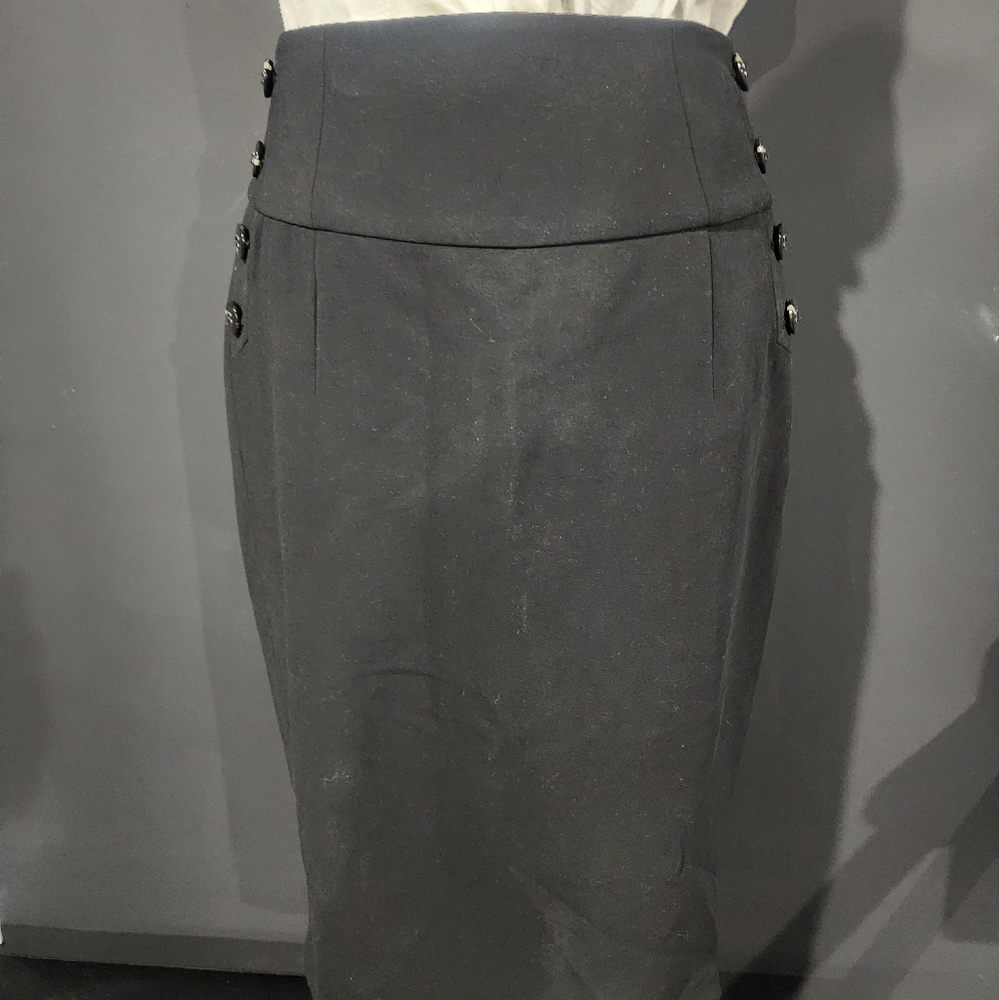 Elegant Black Button-Detail Skirt